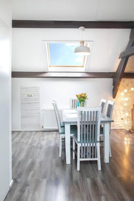 Uroczy Apartament I Bezplatny Parking Na Miejscu 凯尔克拉德 外观 照片