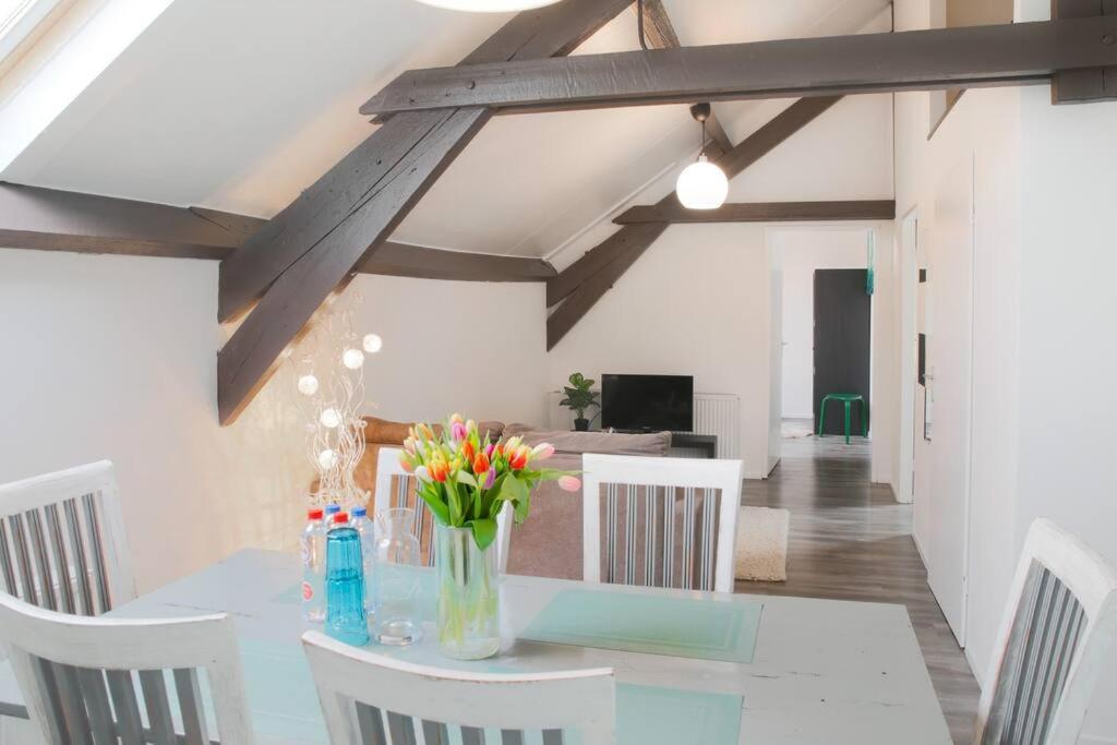 Uroczy Apartament I Bezplatny Parking Na Miejscu 凯尔克拉德 外观 照片